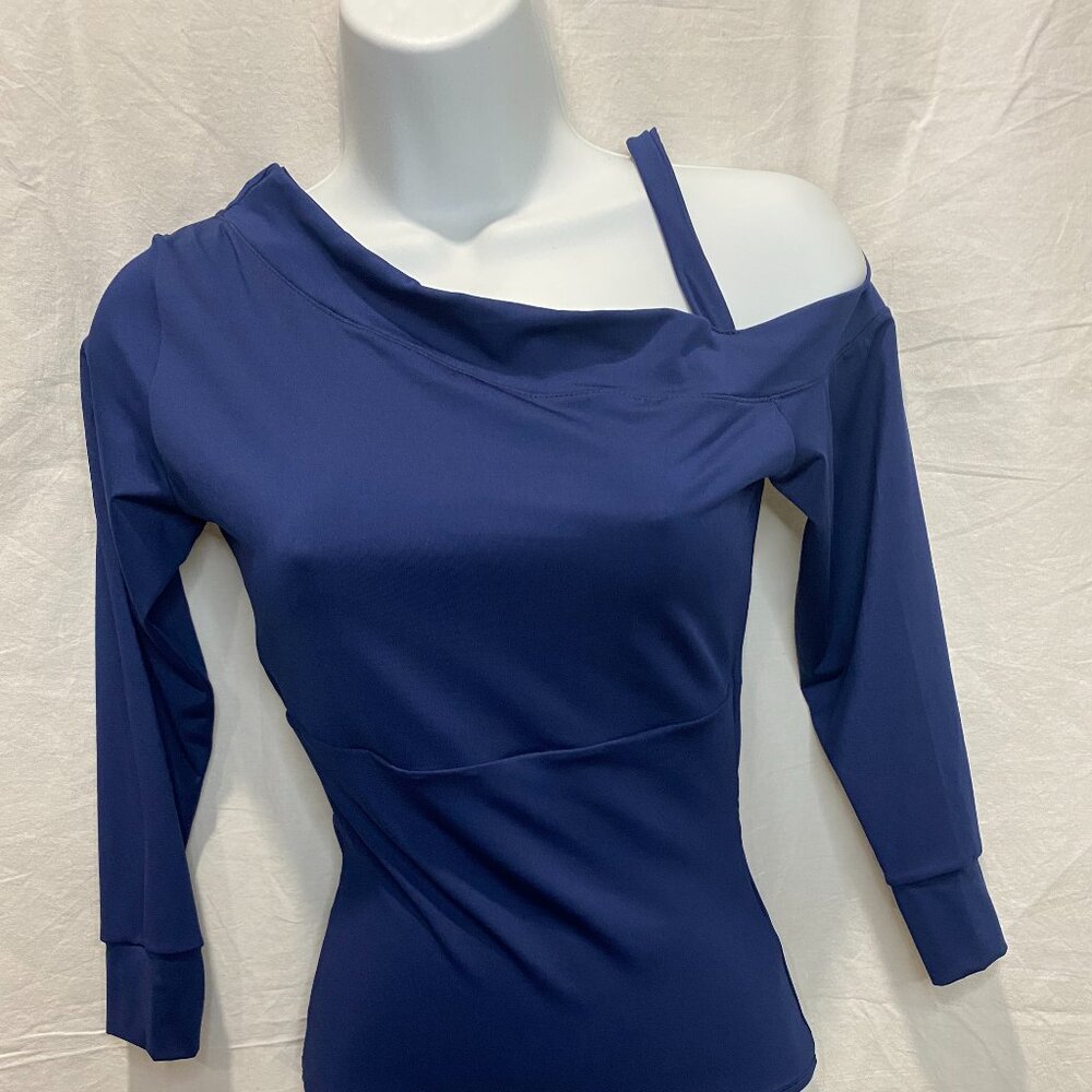 STAGMI  Flutter Sleeve Bodysuit Body Shaper | Floral Lace V-Neck |